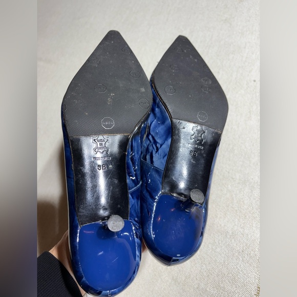 Ingledew’s Vintage Patent Leather Blue Pointed Toe Kitten Heel Spanish Heels - Picture 13 of 13